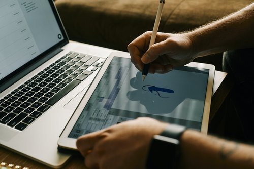 Delta Design Solutions LLC Logo Design